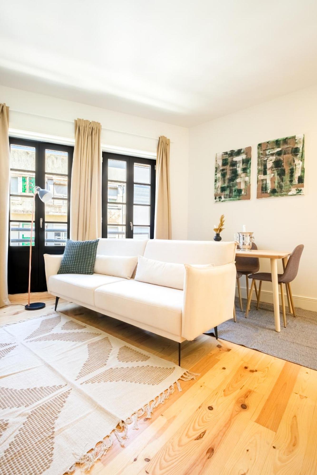 Art Deco 31 Luxury 2br Downtown Metro Ac Apartment Porto