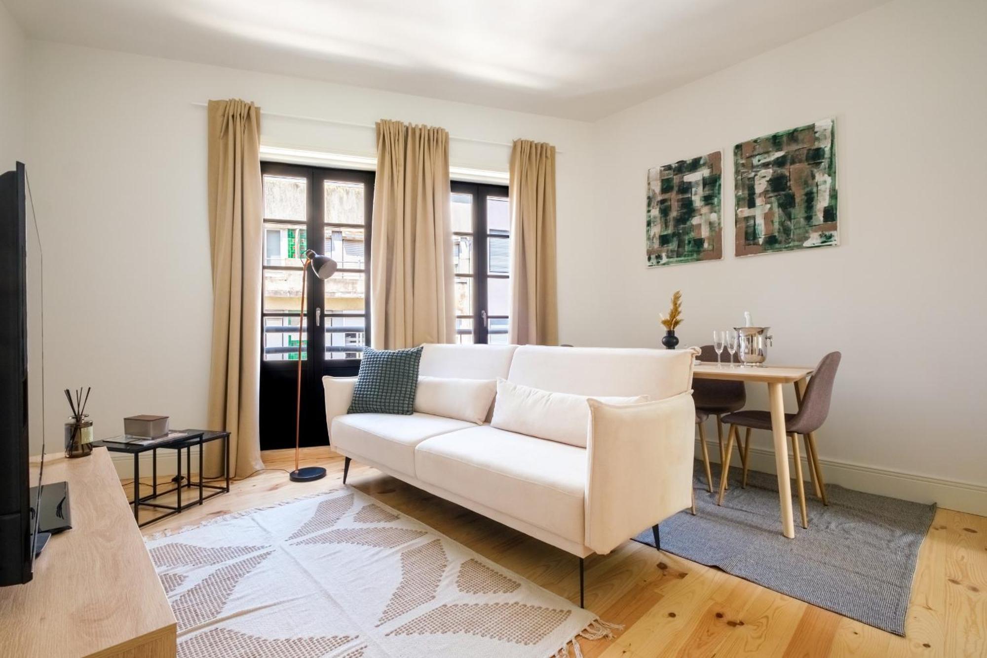 Art Deco 31 Luxury 2br Downtown Metro Ac Apartment