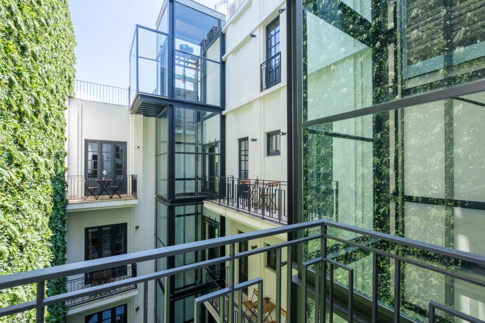 Art Deco 31 Luxury 2br Downtown Metro Ac Porto